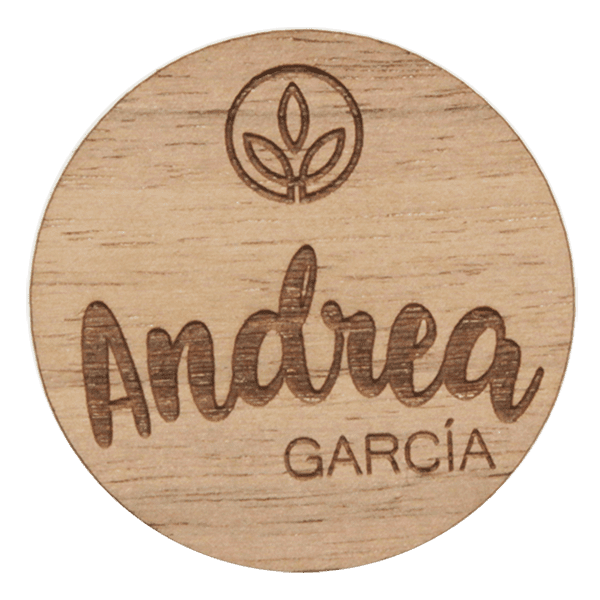 Placa de identificación de personal. Grabado en madera