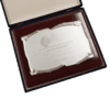 Placa conmemorativa de acero plateado con estuche de regalo