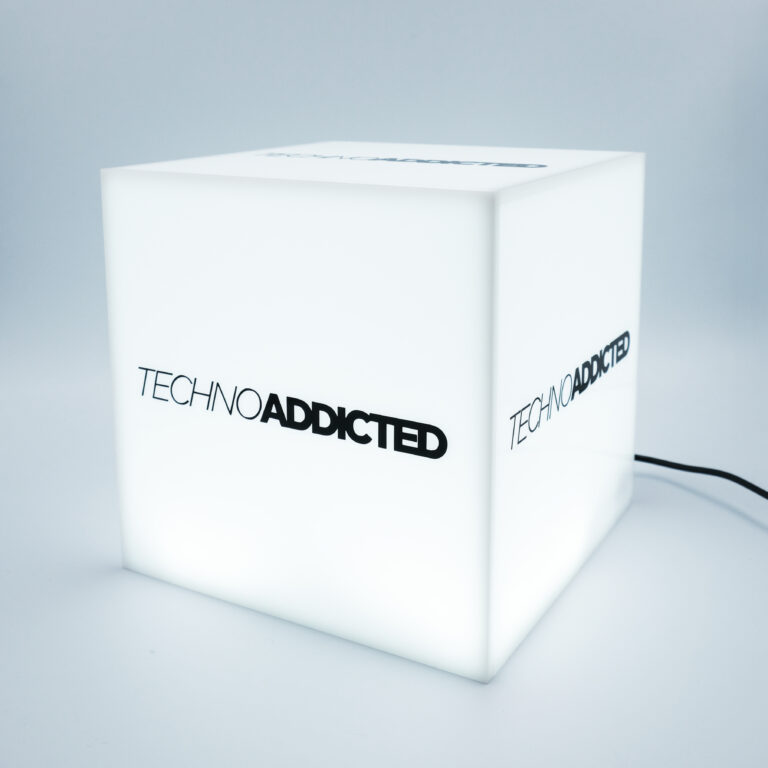 technoaddicted2