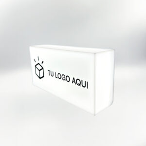 Caja de metacrilato blanca rectangular con logo iluminada LED